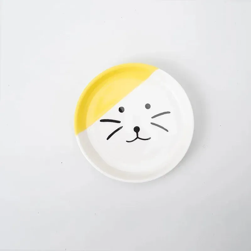 Elevated Ceramic Cat Bowl with High-Foot Design and Neck Guard