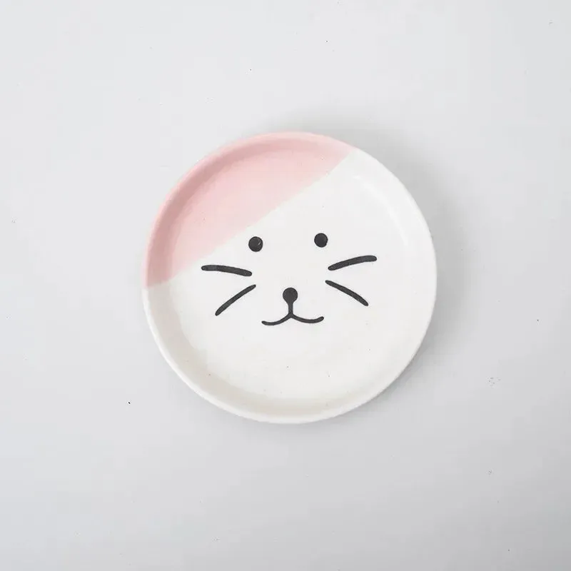 Elevated Ceramic Cat Bowl with High-Foot Design and Neck Guard