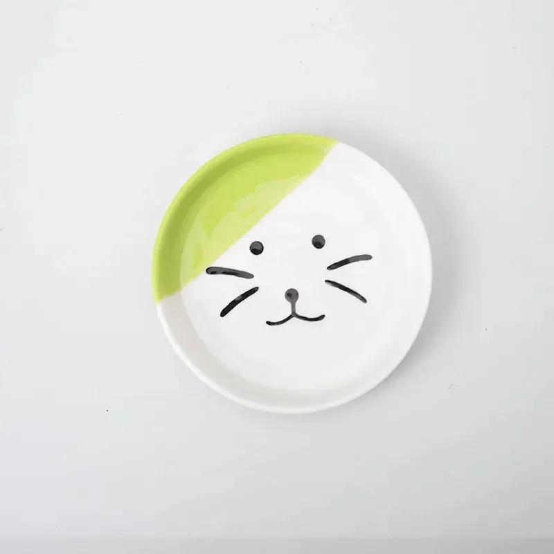 Elevated Ceramic Cat Bowl with High-Foot Design and Neck Guard