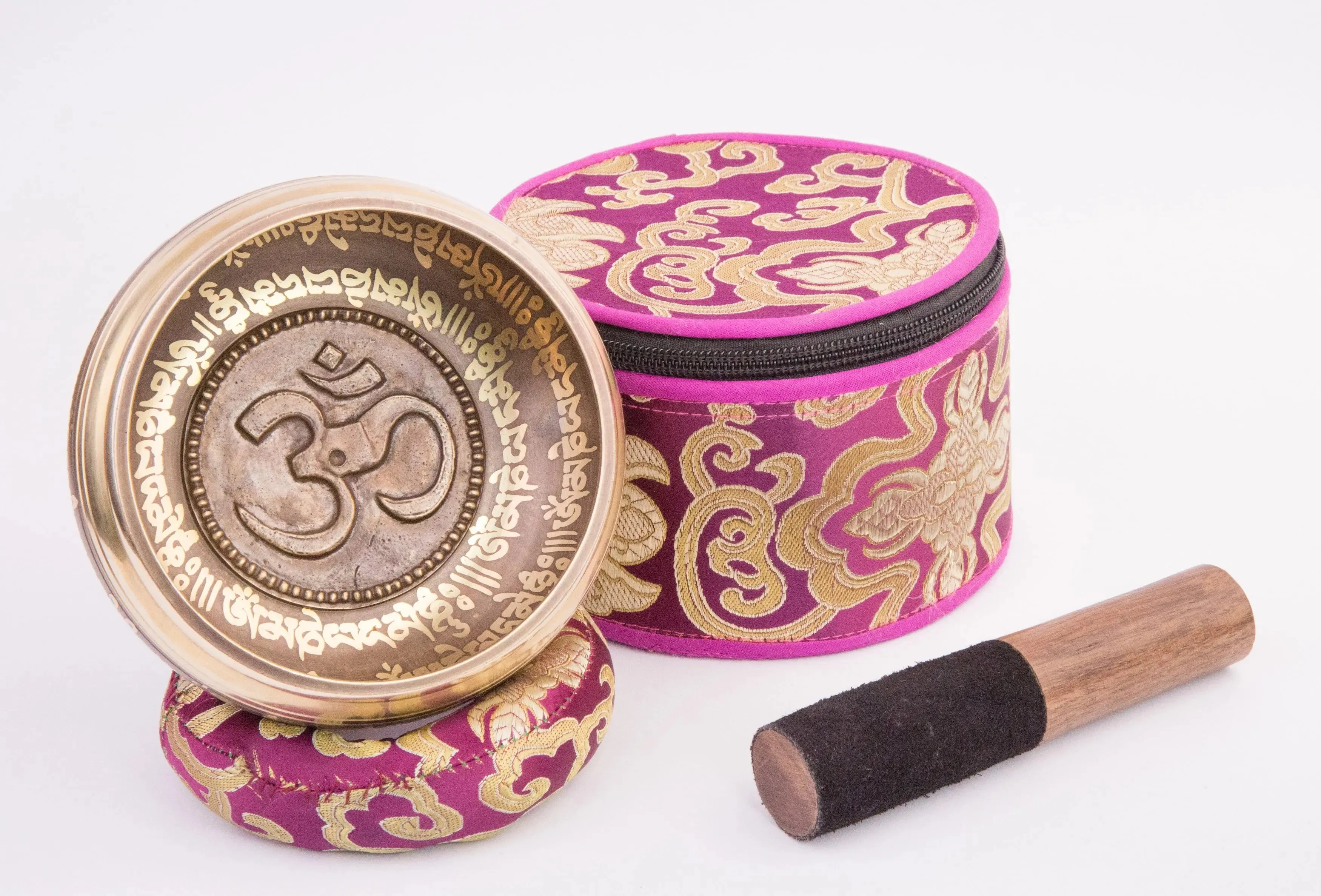 Harmonious Vibes: Handcrafted Metal Singing Bowl for Soothing Melodies and Meditation