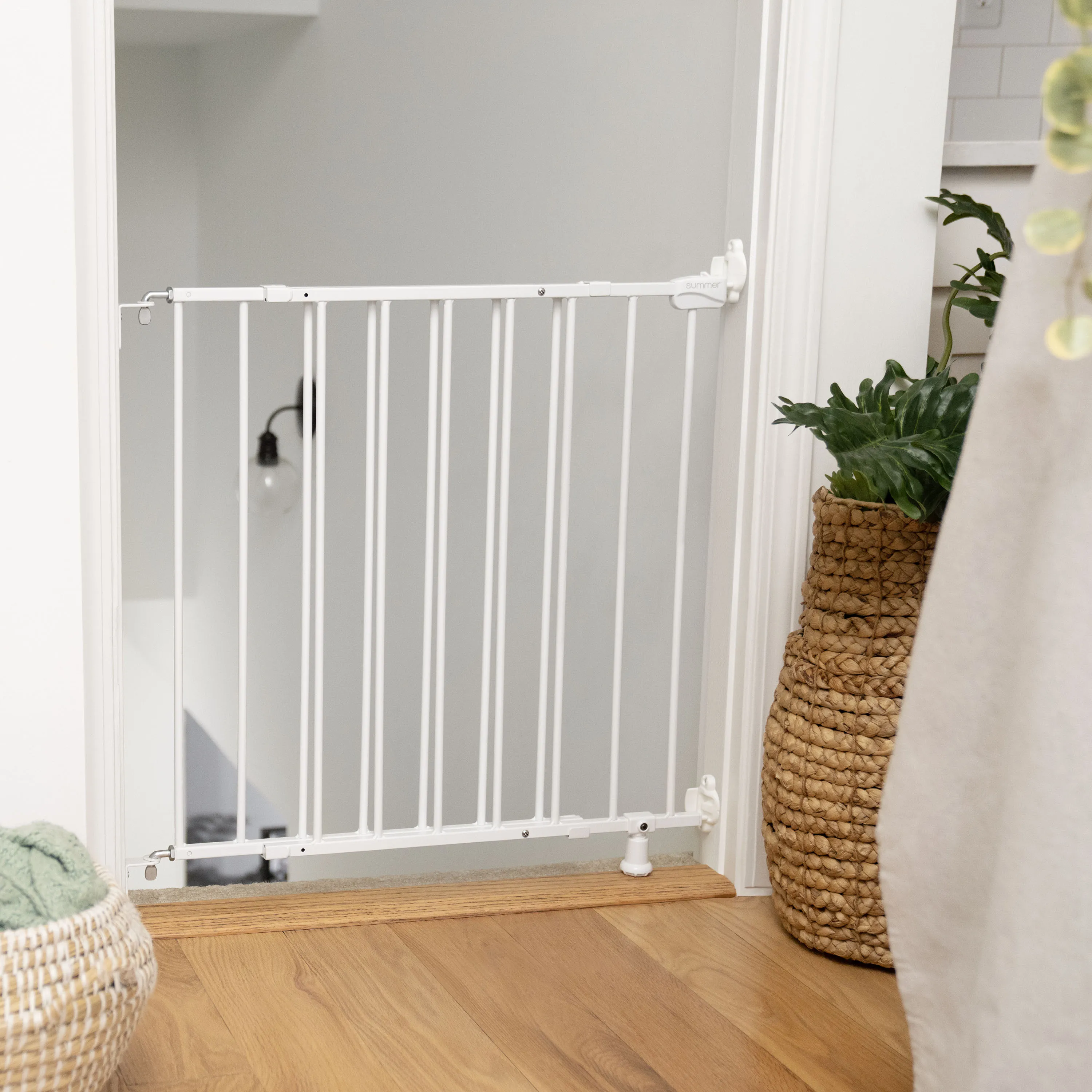 The Stairway 42W Series Safety Pet and Baby Gate, Openings from 28"-42" Wide - White